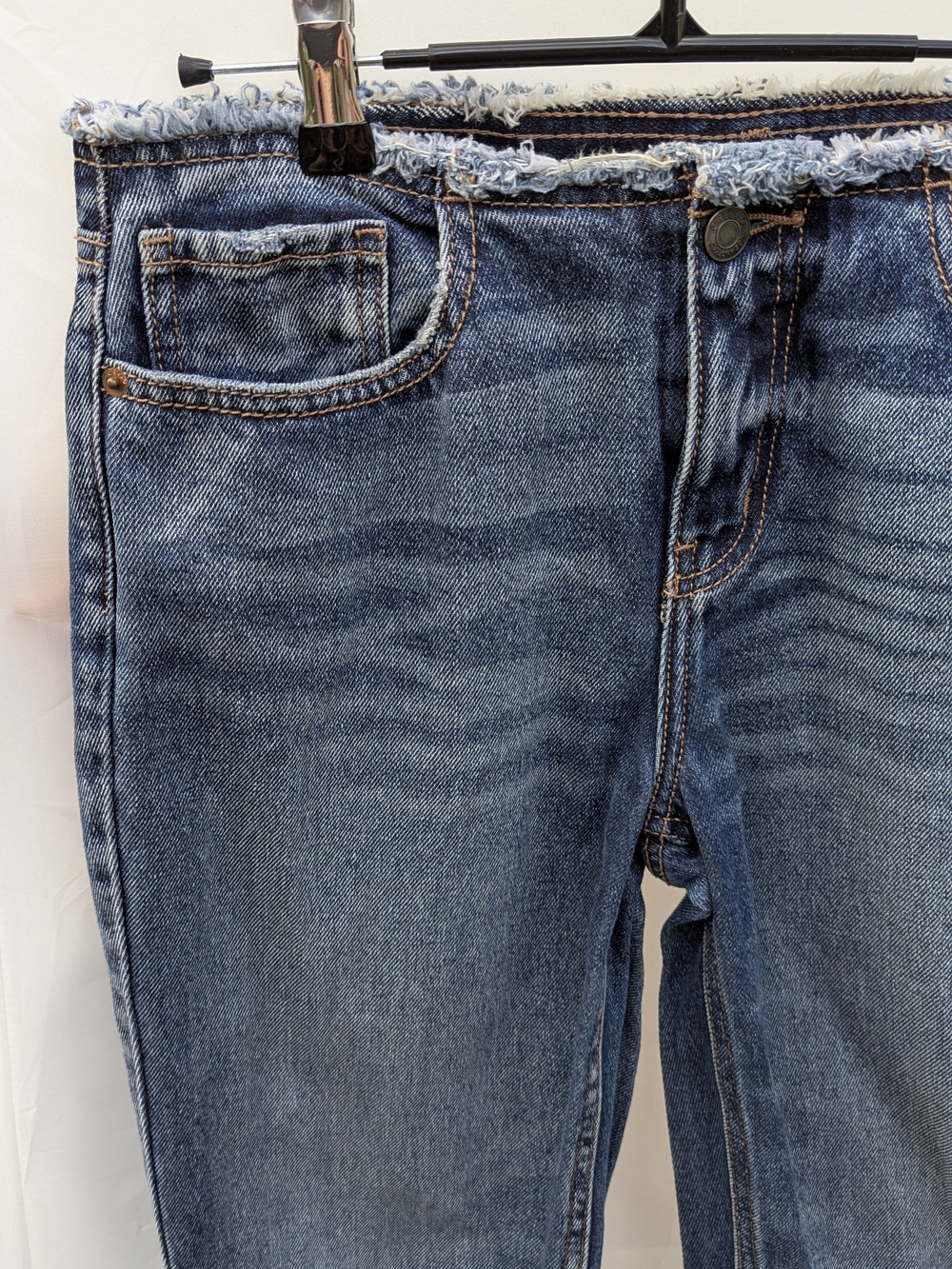 Cello High Rise Straight Leg Distressed Jeans Edgy Streetwear Trendy Grunge Y2k
